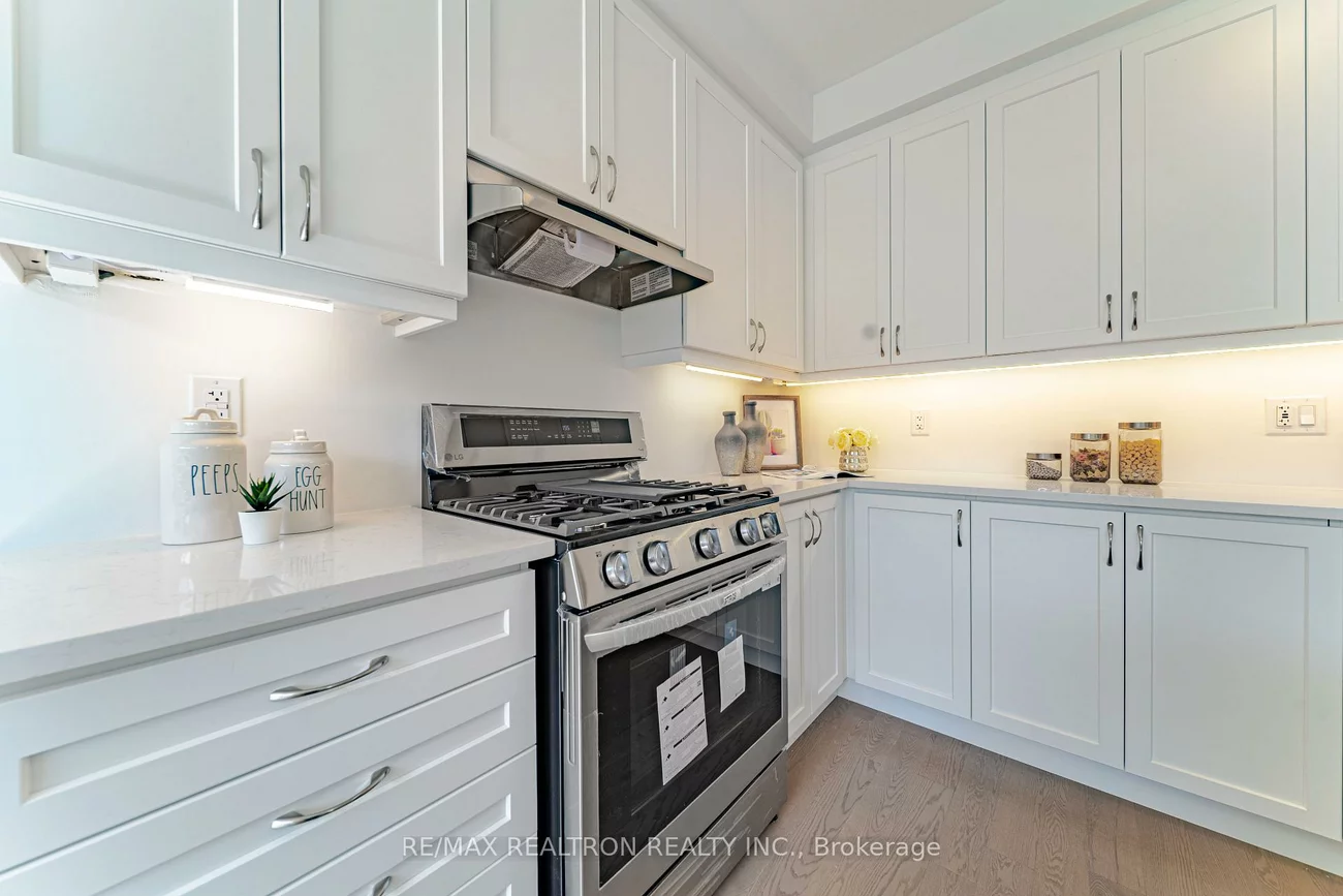 63, Greenridge, Victoria Square, Markham