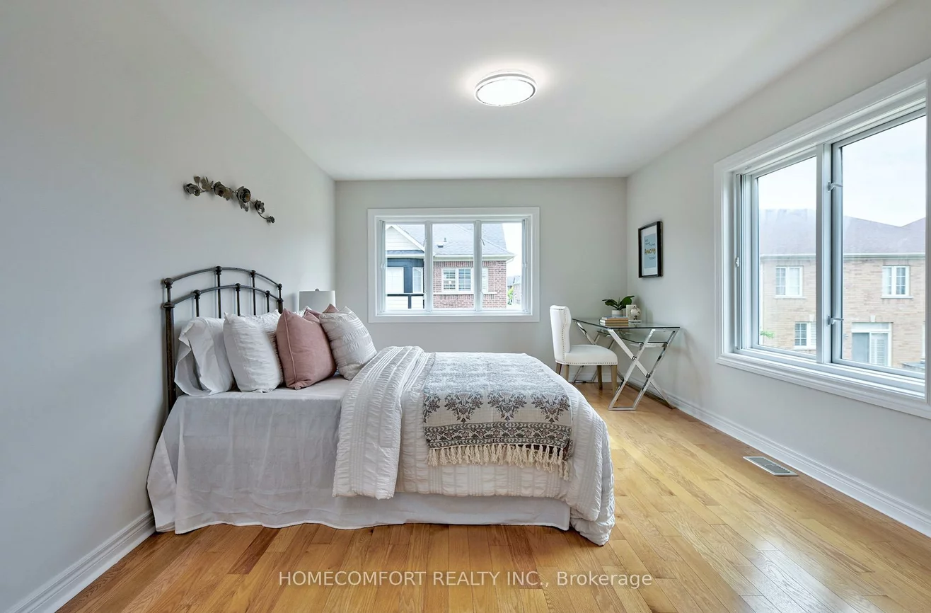 115, Darren Hill, Greensborough, Markham