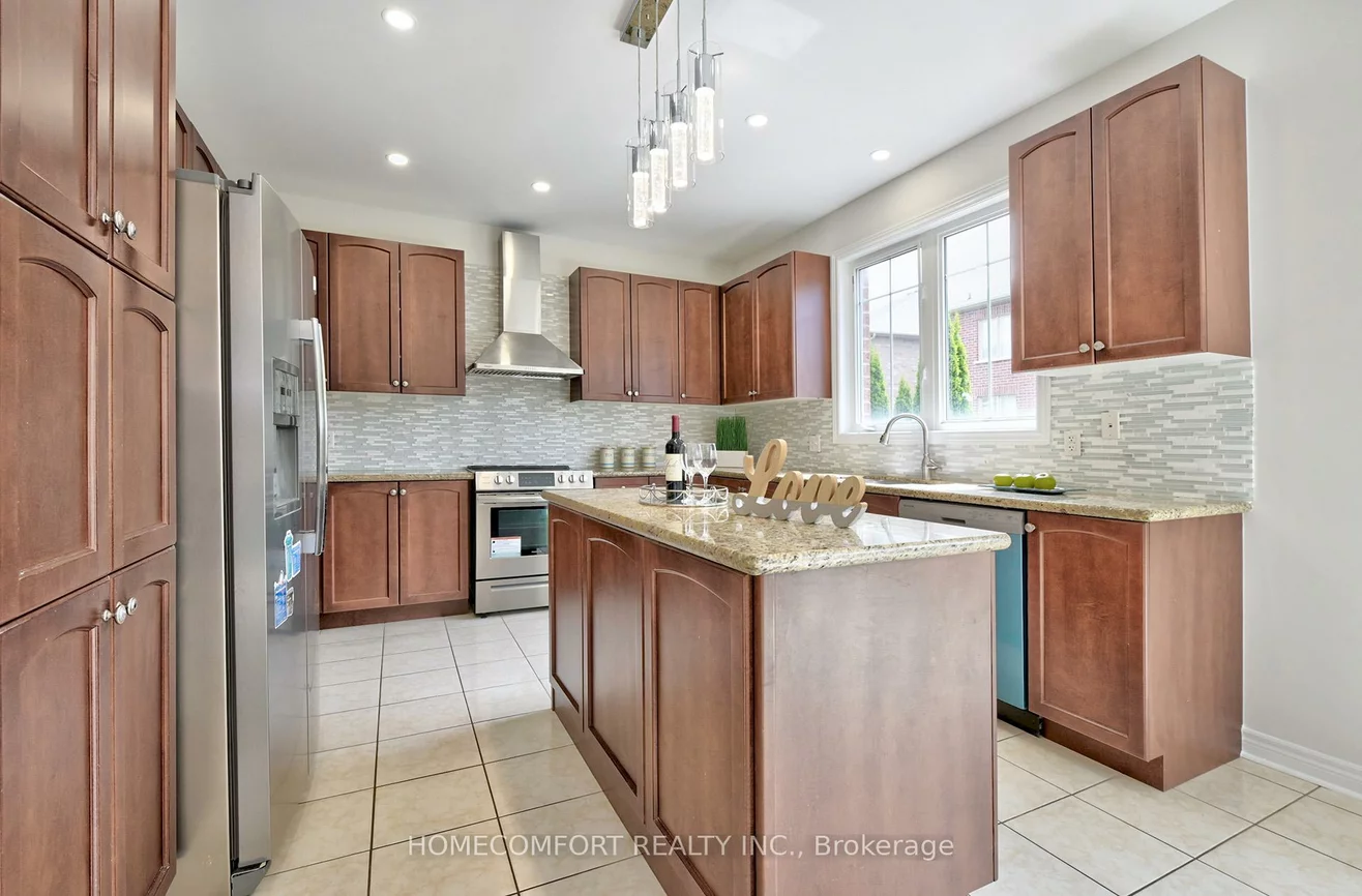 115, Darren Hill, Greensborough, Markham