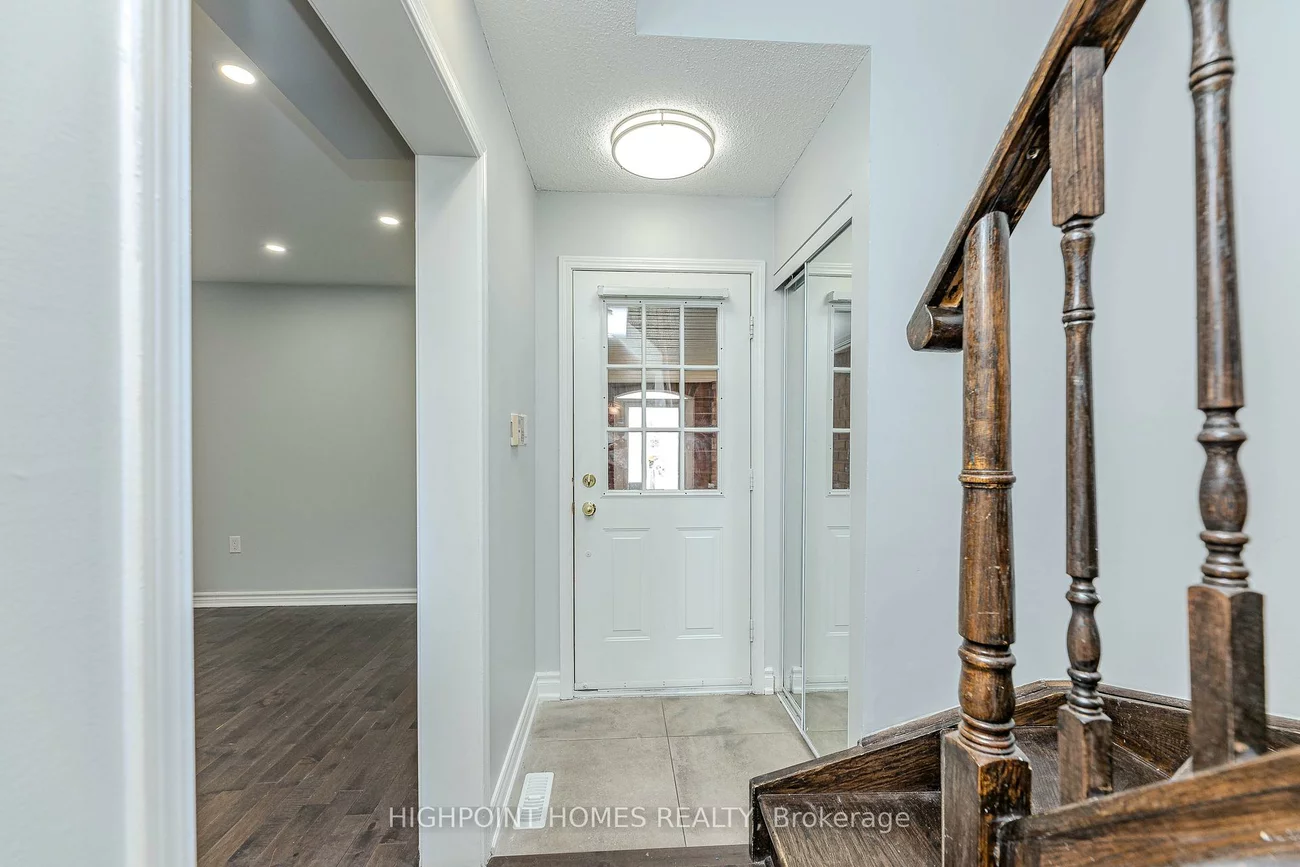 44, Brando, Middlefield, Markham
