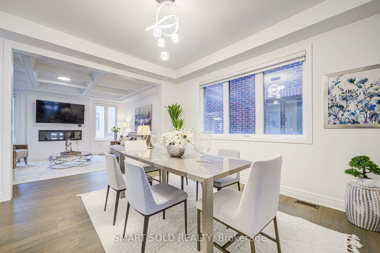 40, Misthollow, Victoria Square, Markham