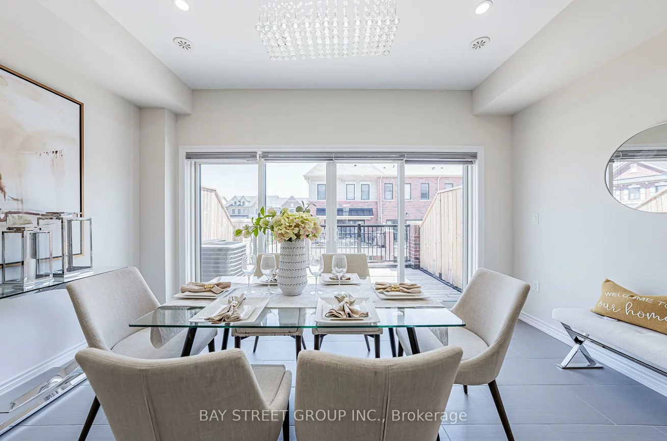 32, Cafaro, Victoria Square, Markham