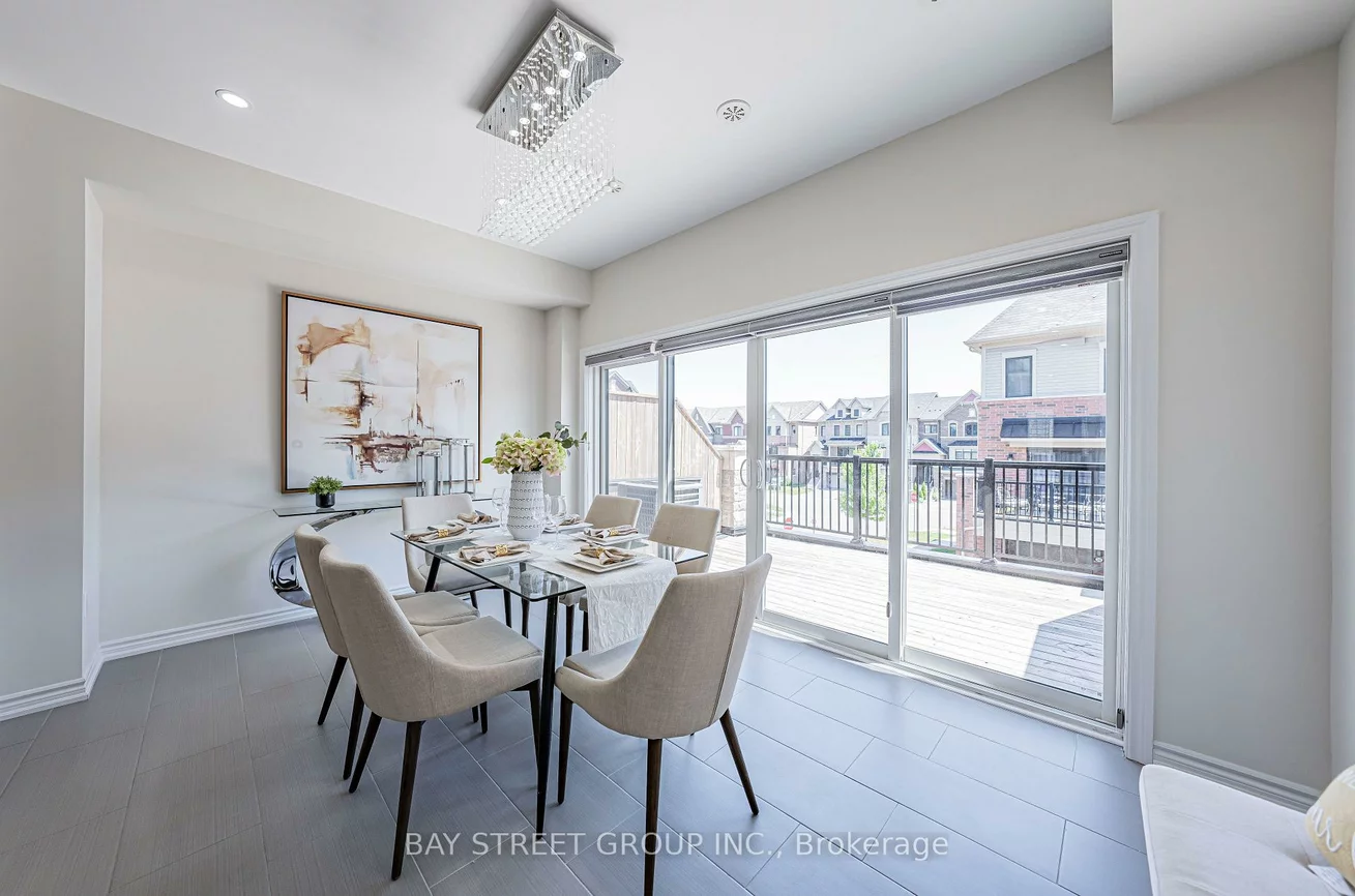 32, Cafaro, Victoria Square, Markham