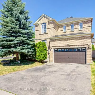 35, Ridgecrest, Berczy, Markham