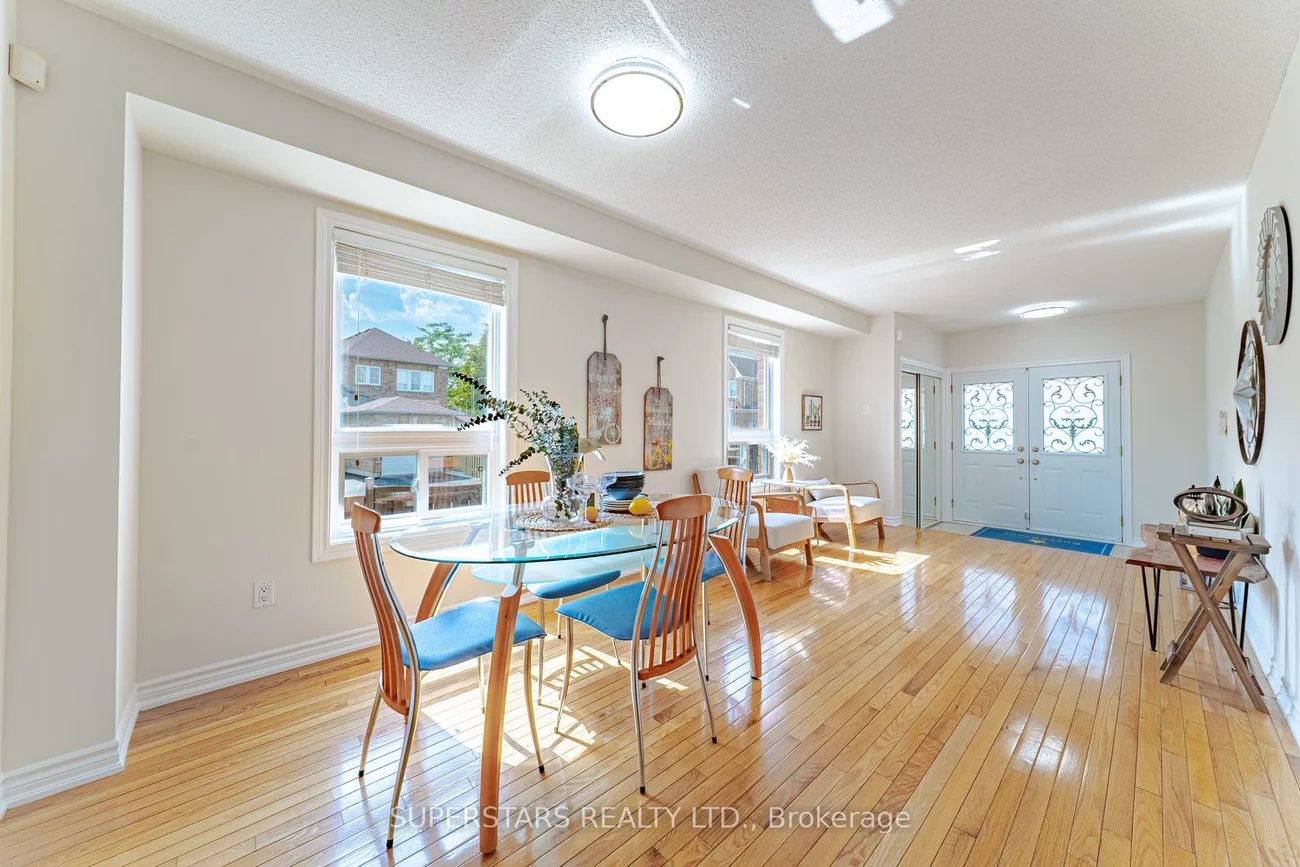 51, Ian Baron, Village Green-South Unionville, Markham