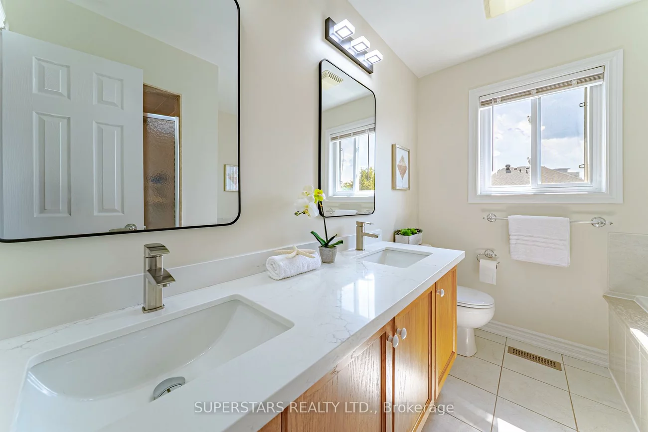 51, Ian Baron, Village Green-South Unionville, Markham
