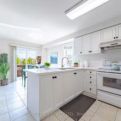 51, Ian Baron, Village Green-South Unionville, Markham