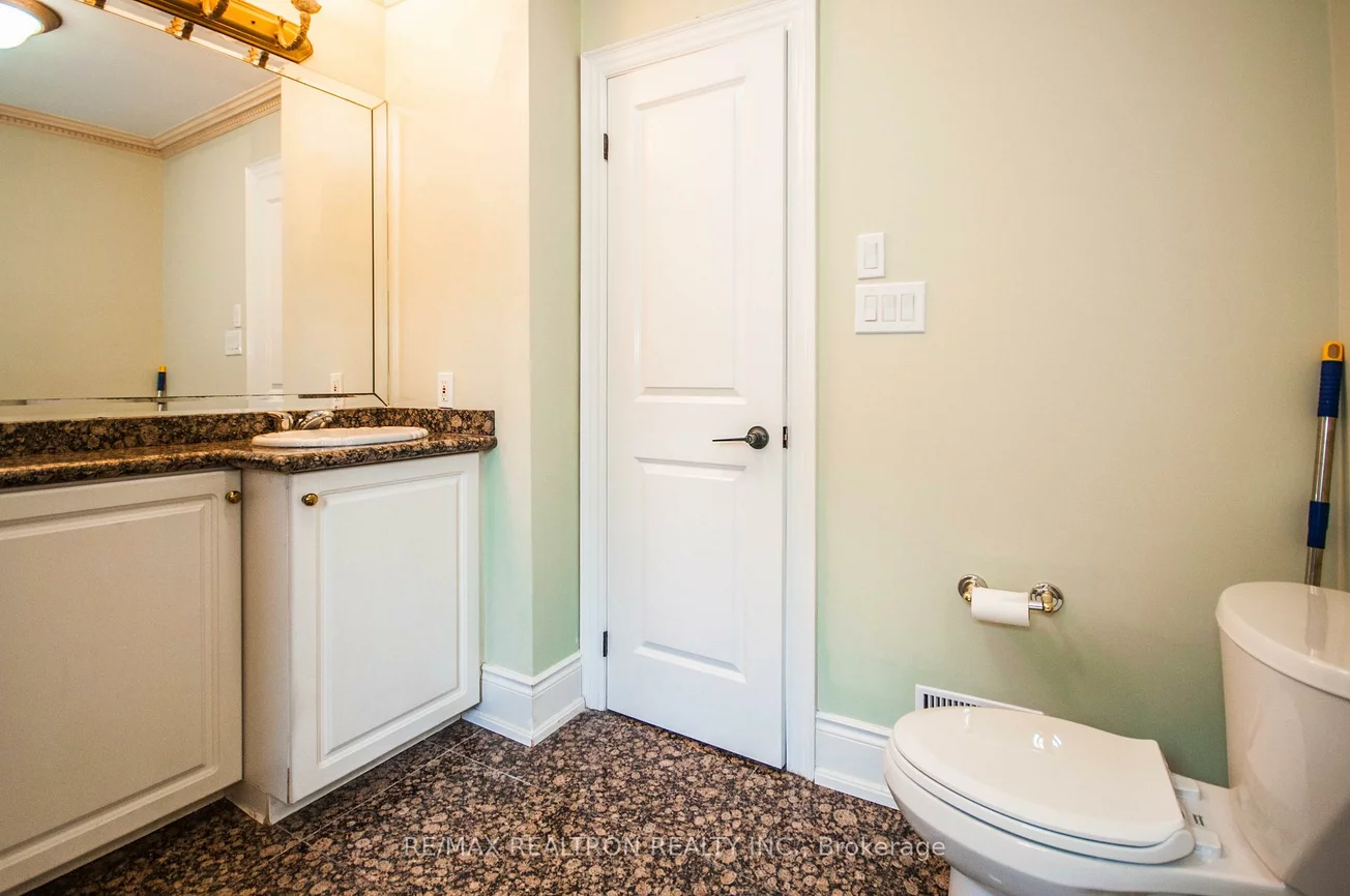 85, Lee, Milliken Mills East, Markham