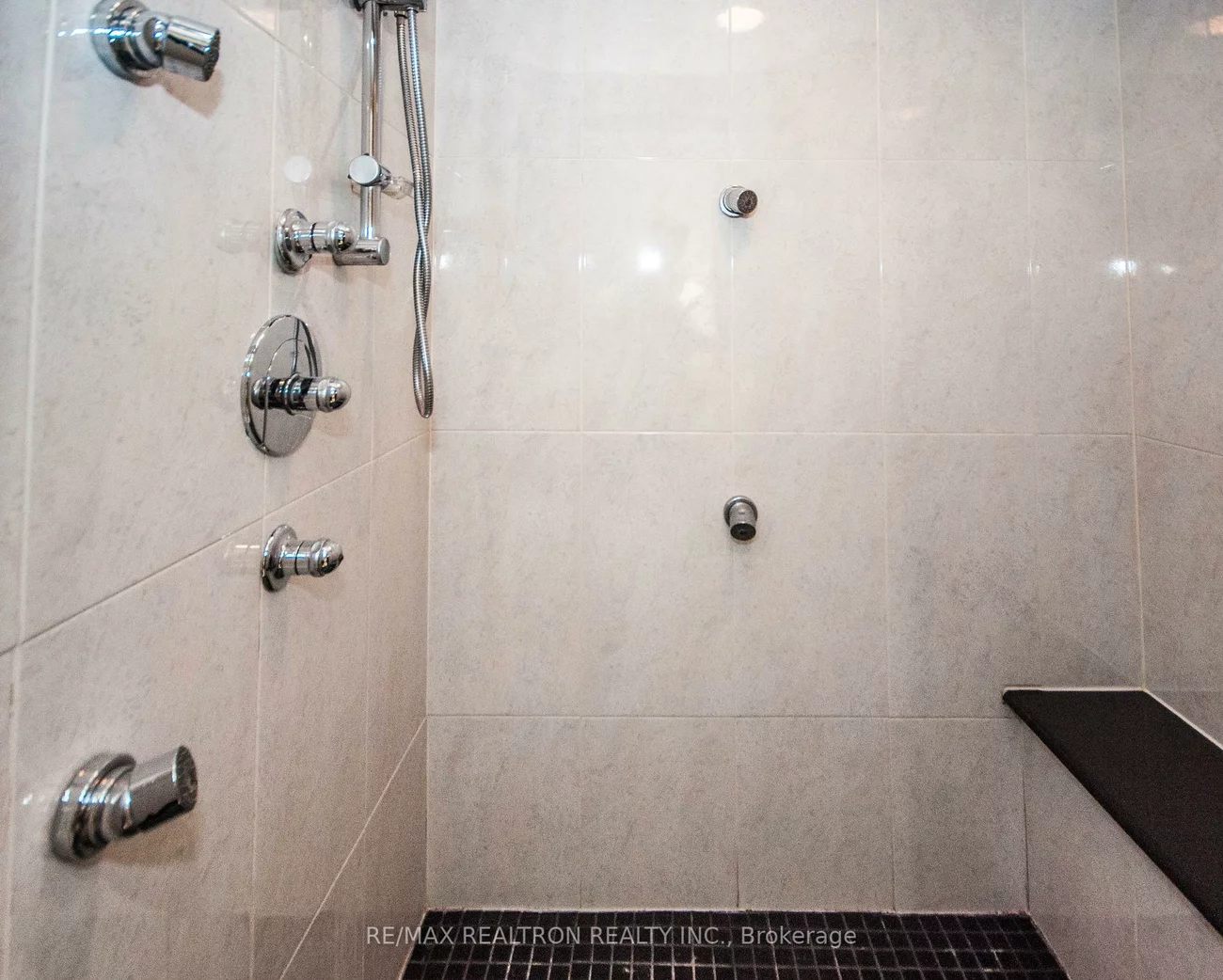85, Lee, Milliken Mills East, Markham