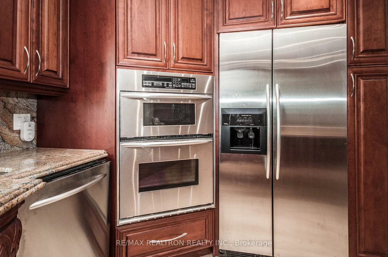 85, Lee, Milliken Mills East, Markham
