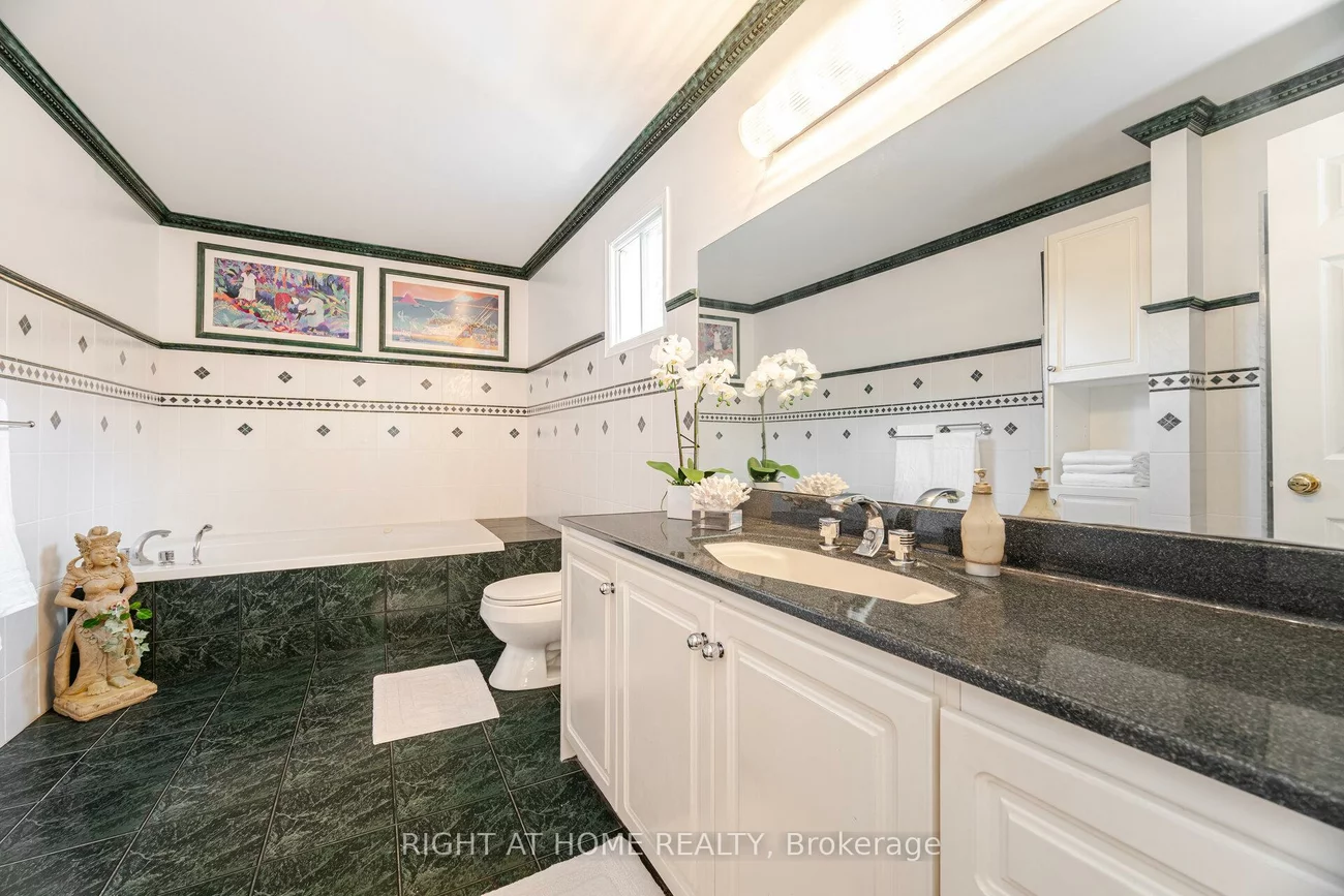 25, Feltham, Raymerville, Markham