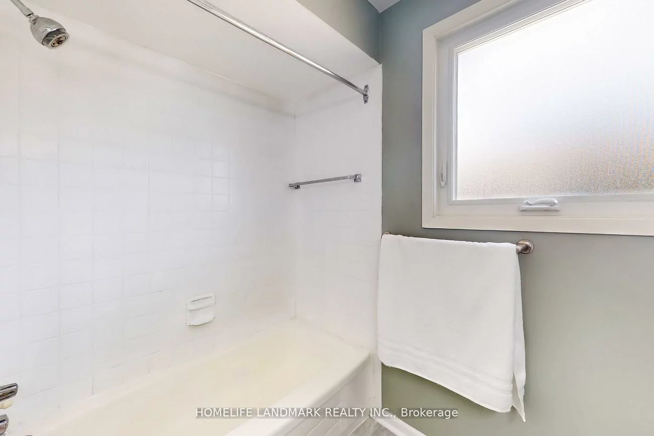 46, Flowervale, German Mills, Markham