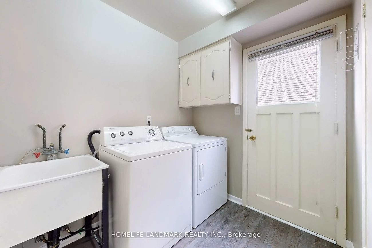 46, Flowervale, German Mills, Markham