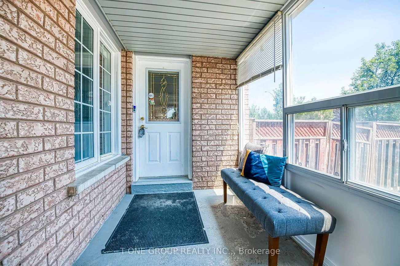 282, Doubtfire, Middlefield, Markham