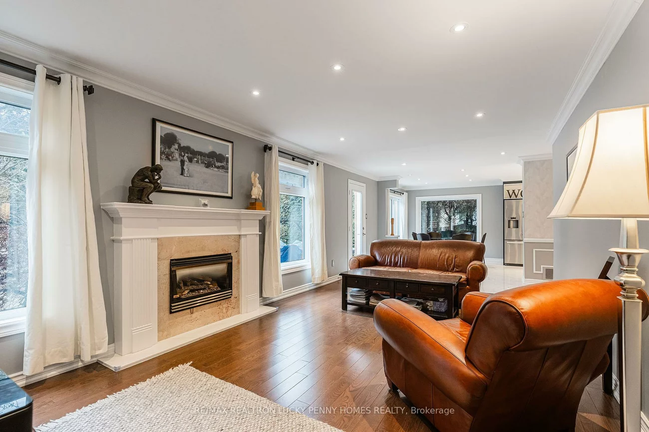 124, Aitken, Unionville, Markham