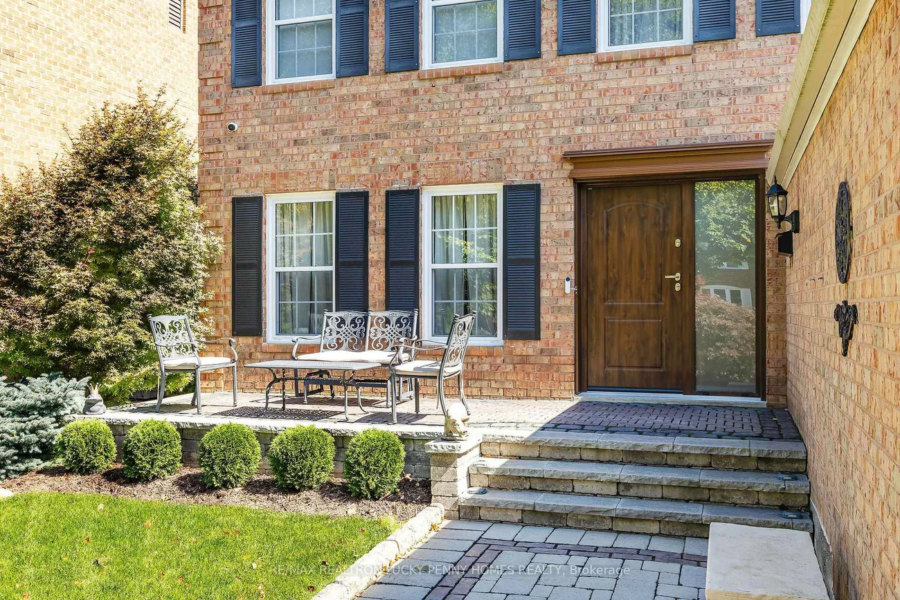 124, Aitken, Unionville, Markham