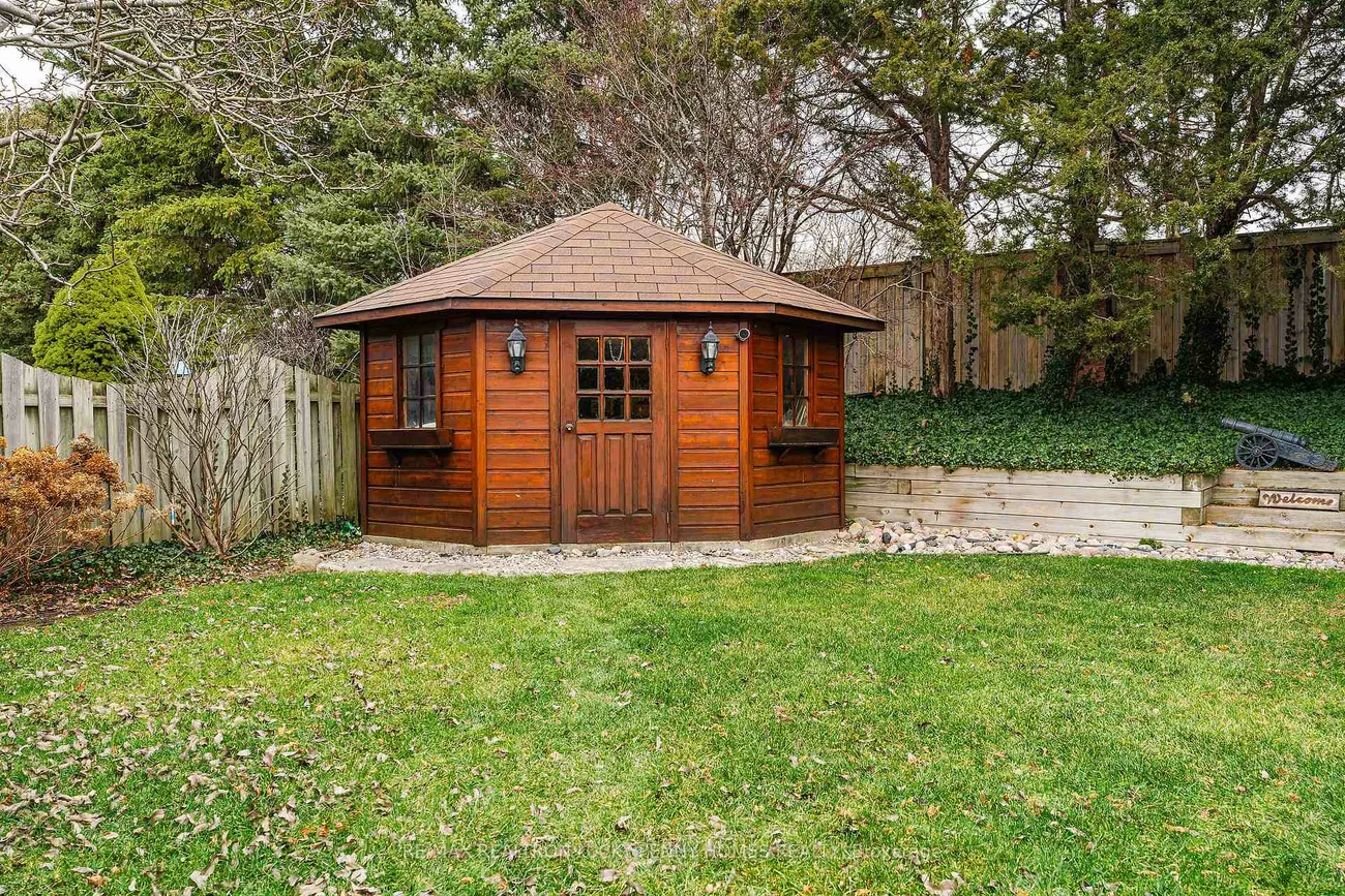 124, Aitken, Unionville, Markham