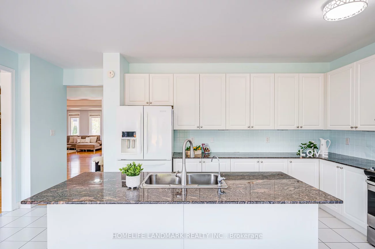 40, Bitola, Greensborough, Markham