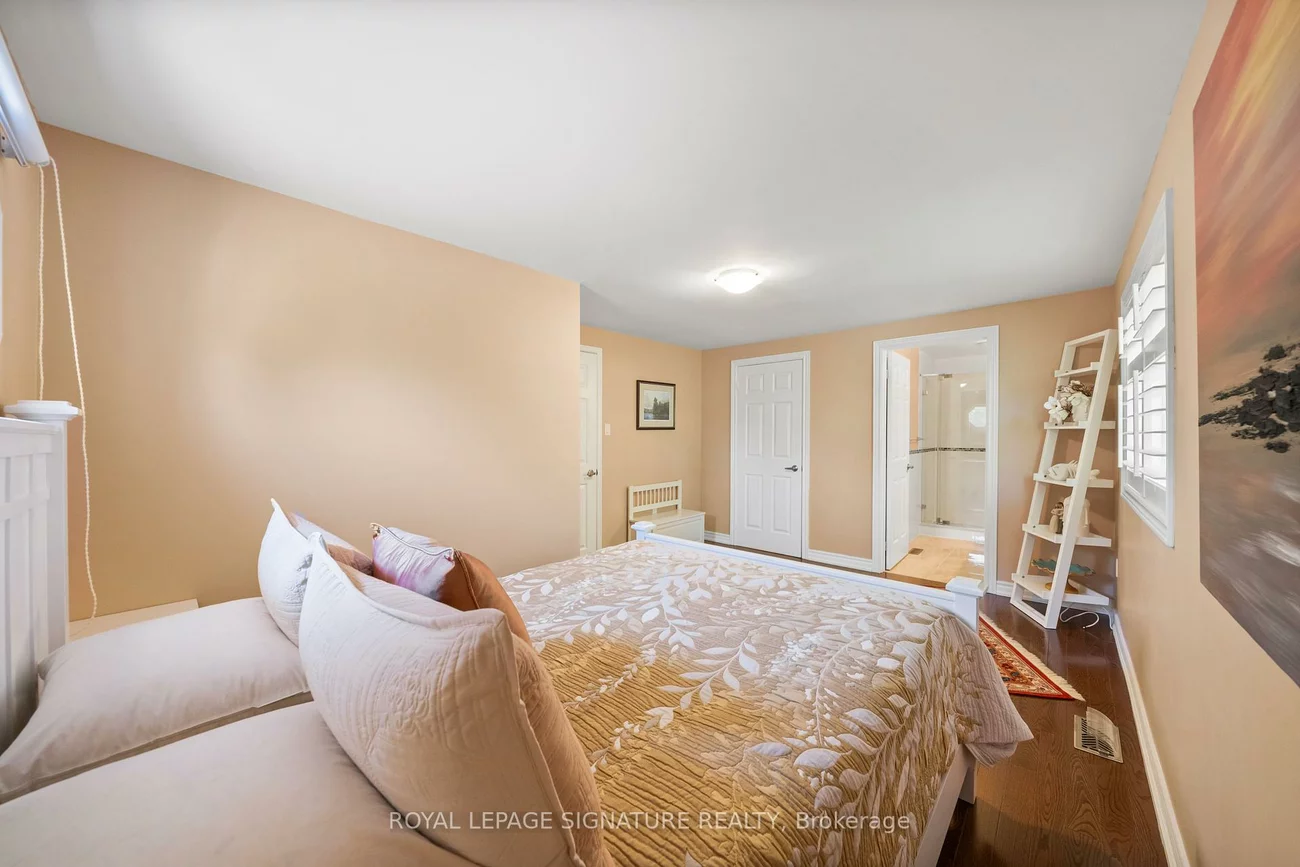 16, Queensgate, Unionville, Markham