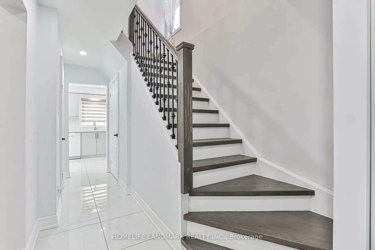 103, Fullerton, Milliken Mills West, Markham