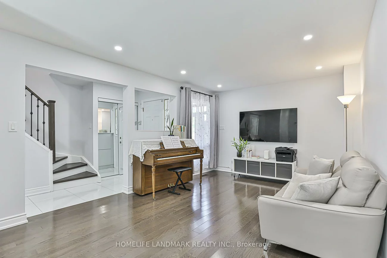103, Fullerton, Milliken Mills West, Markham