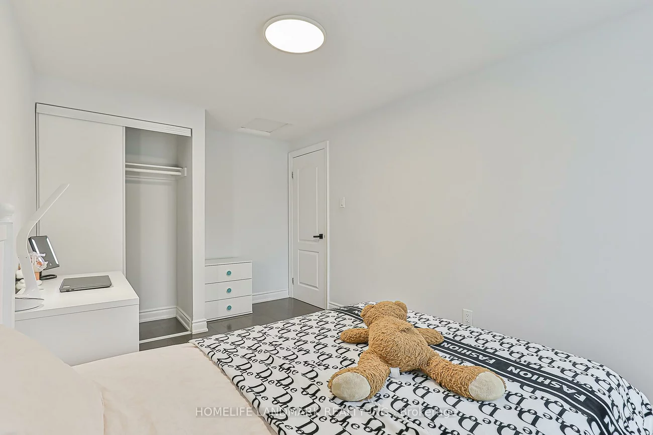 103, Fullerton, Milliken Mills West, Markham