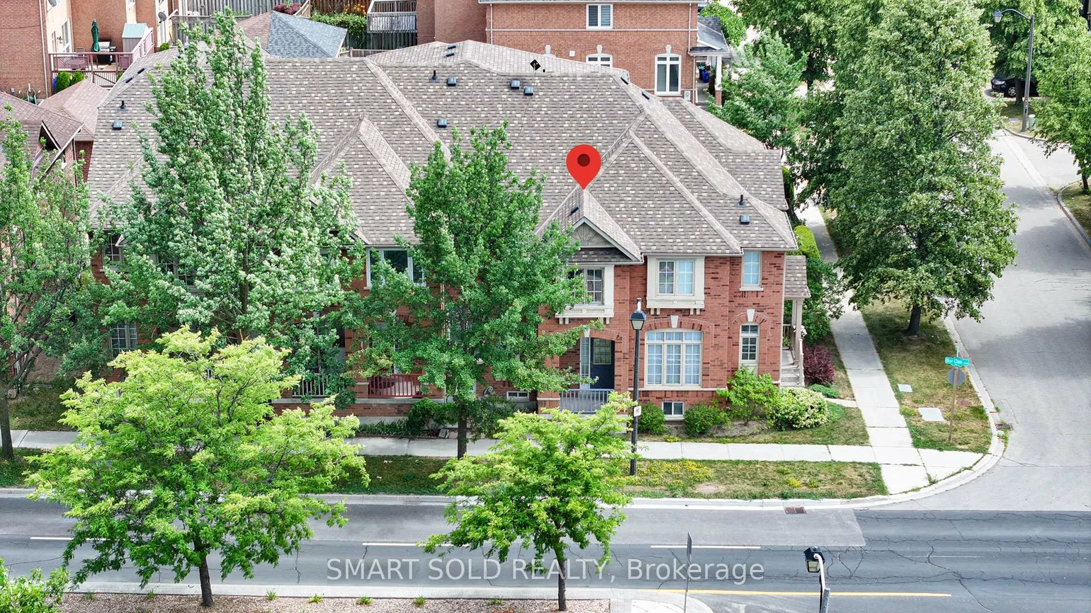 75, Bur Oak, Berczy, Markham
