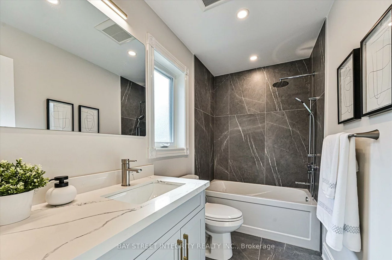 70, Macrill, Cachet, Markham