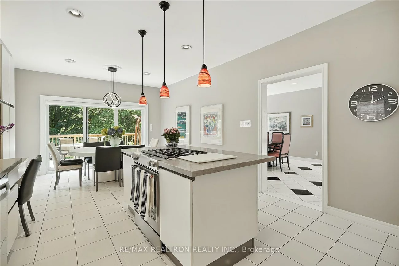 34, Prince Edward, Thornlea, Markham