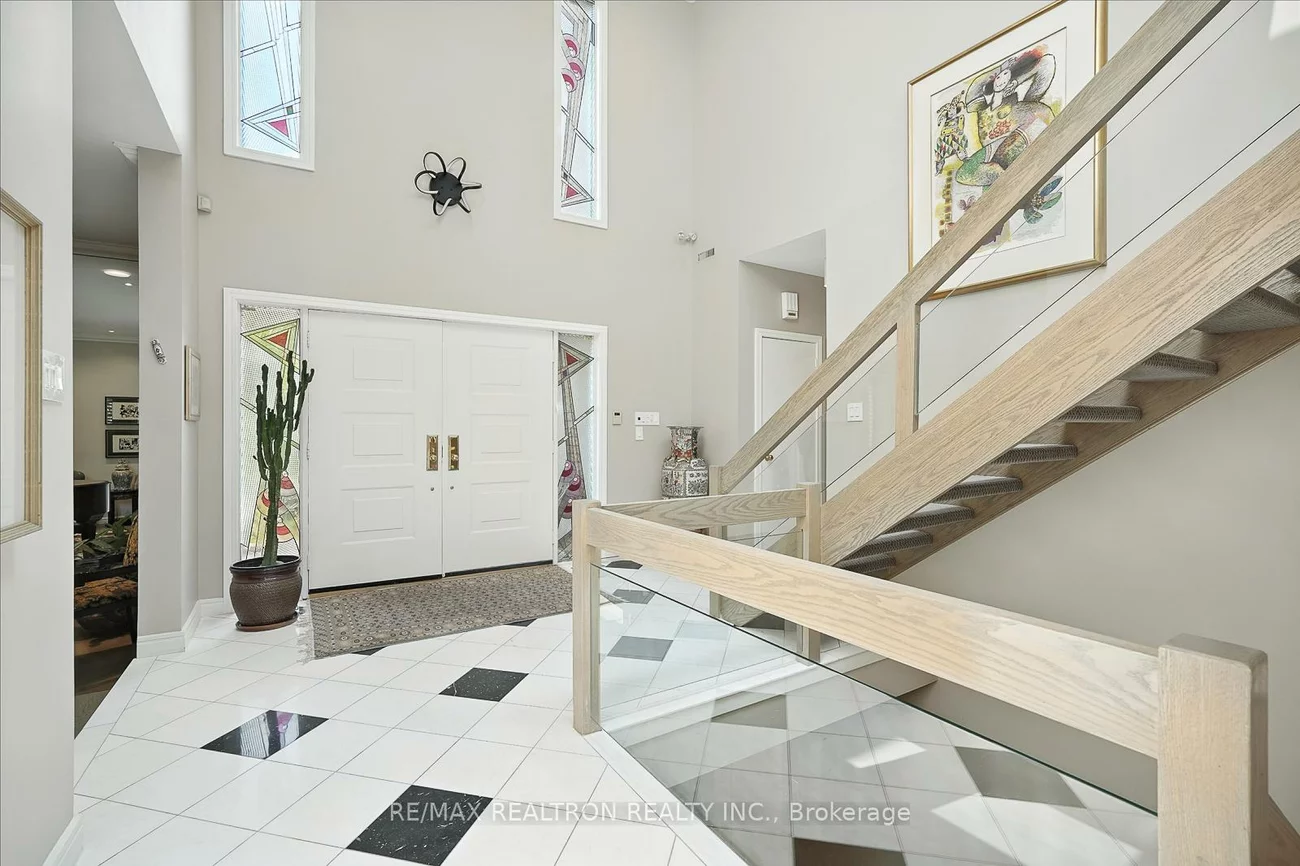 34, Prince Edward, Thornlea, Markham