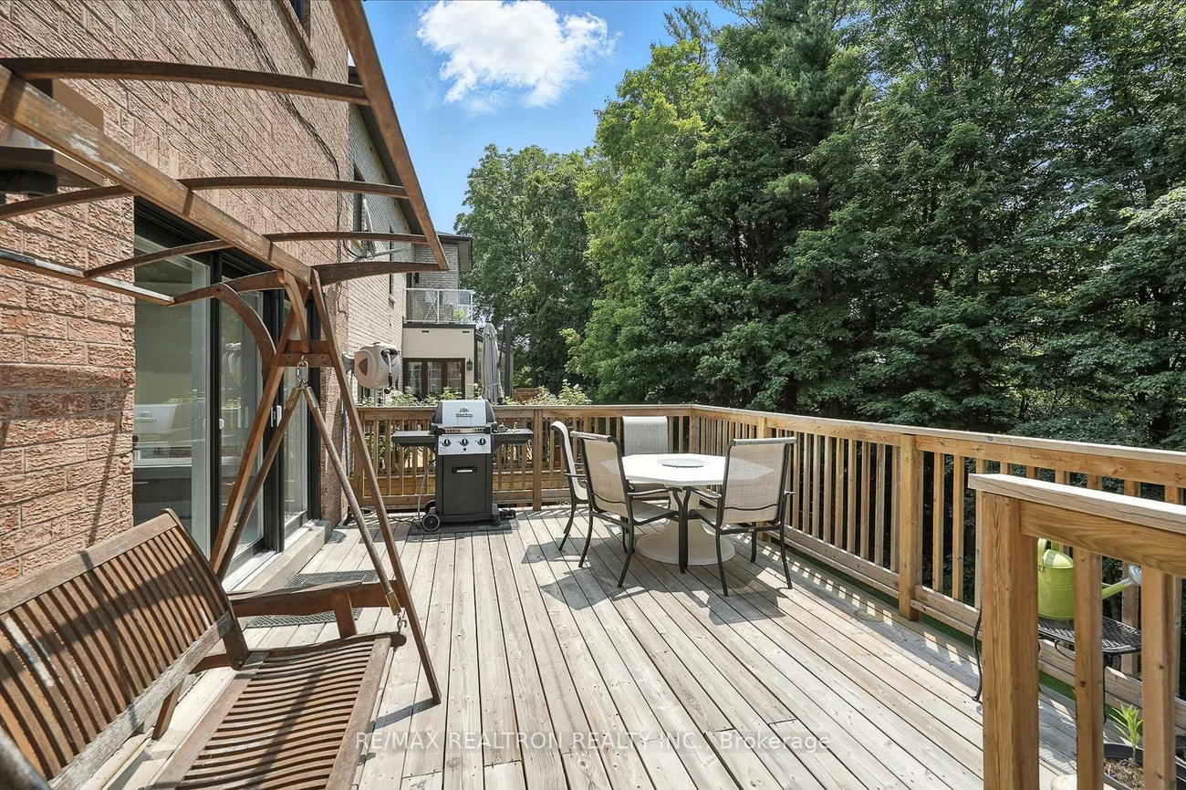 34, Prince Edward, Thornlea, Markham