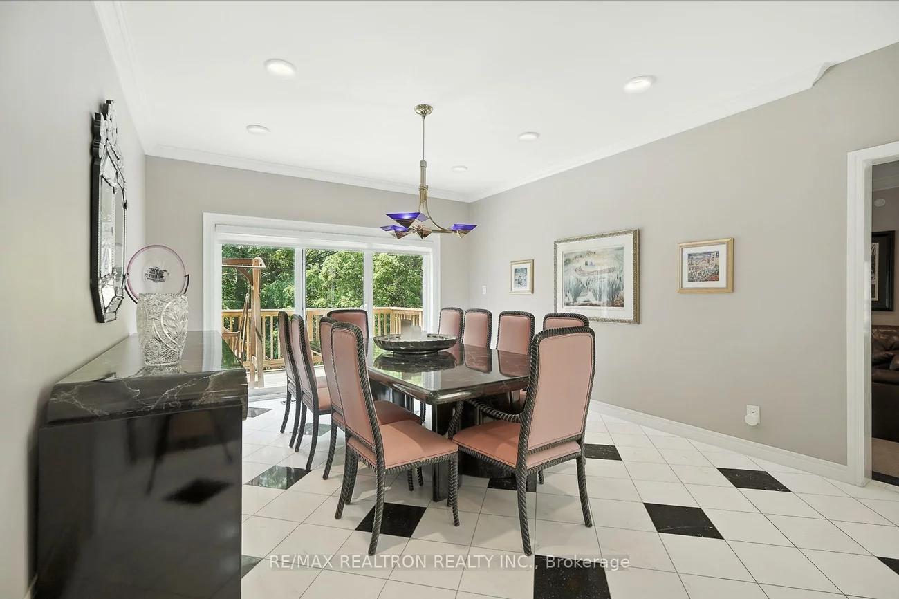 34, Prince Edward, Thornlea, Markham