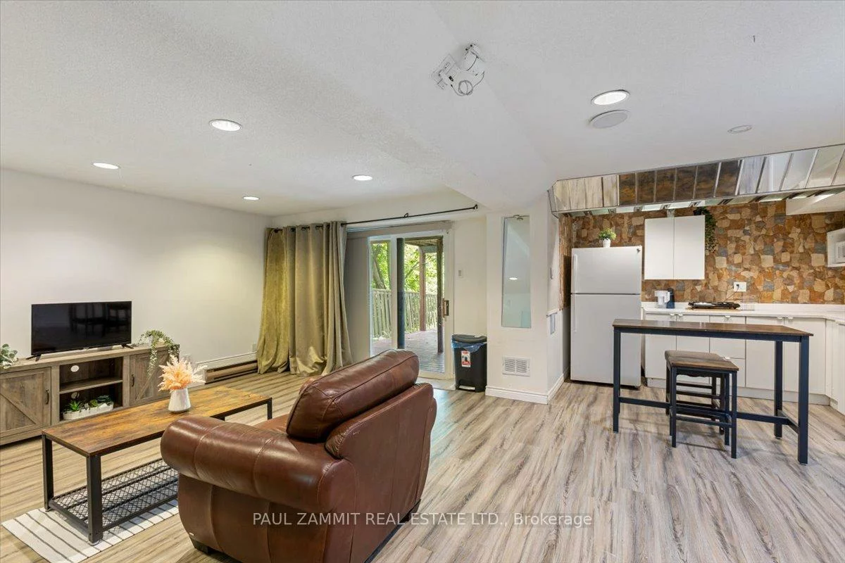 1, Bronte, Thornlea, Markham