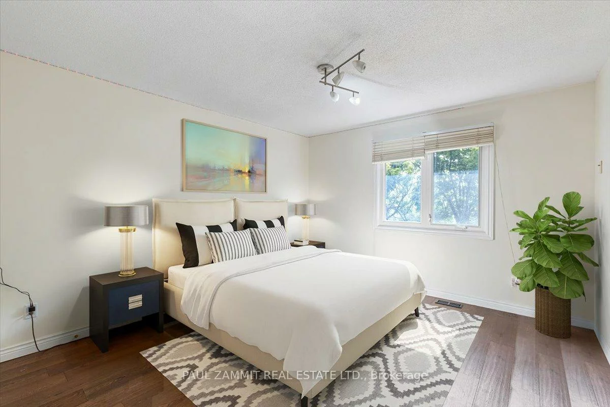 1, Bronte, Thornlea, Markham