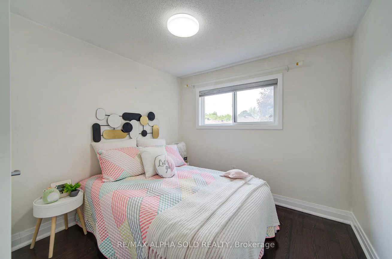 14, Miley, Markville, Markham