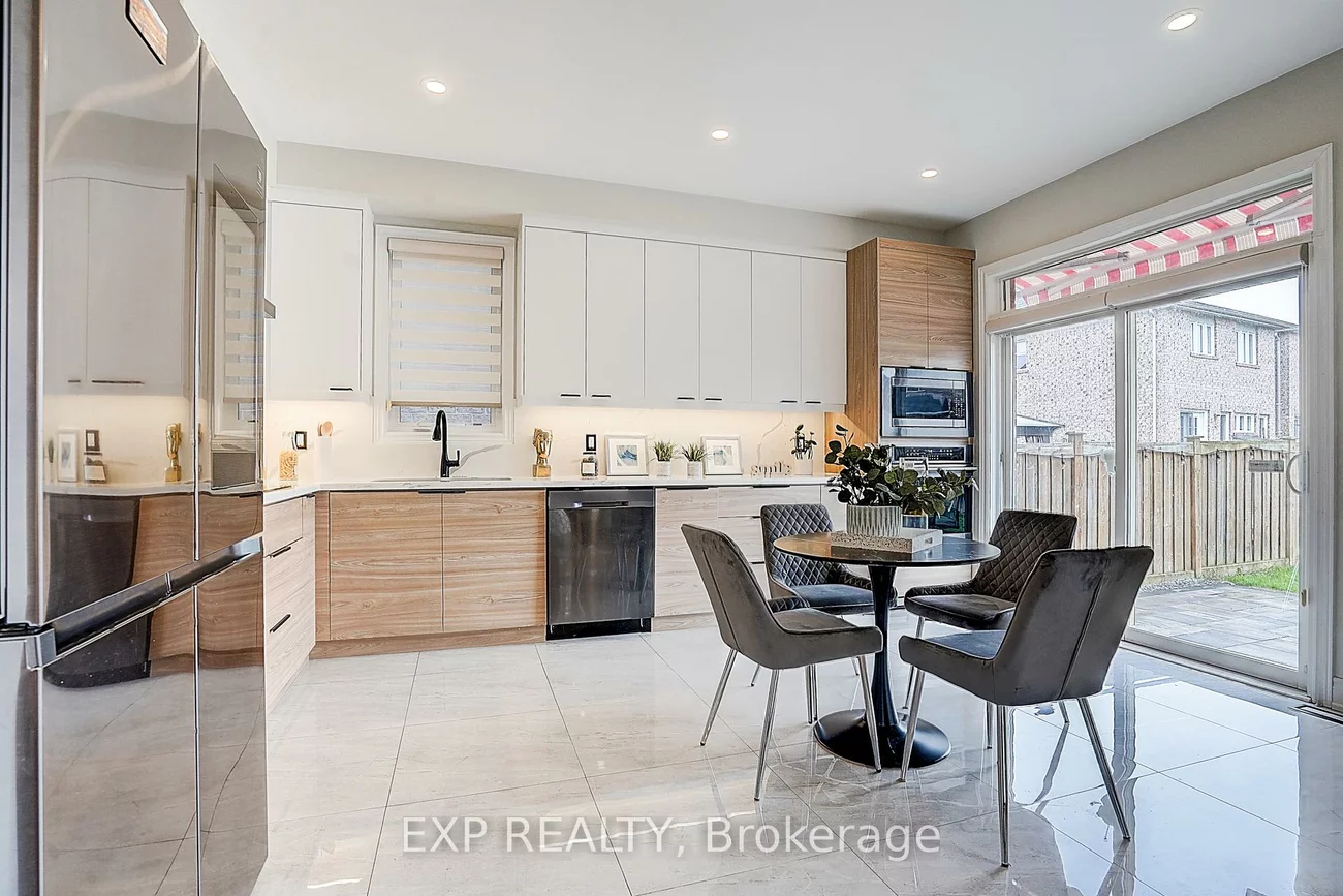 322, Stonebridge, Berczy, Markham
