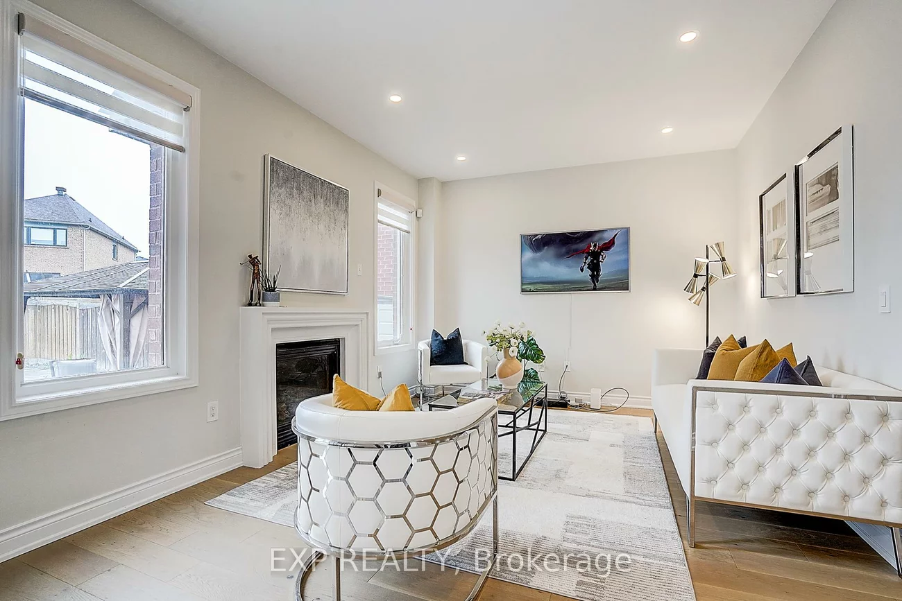 322, Stonebridge, Berczy, Markham
