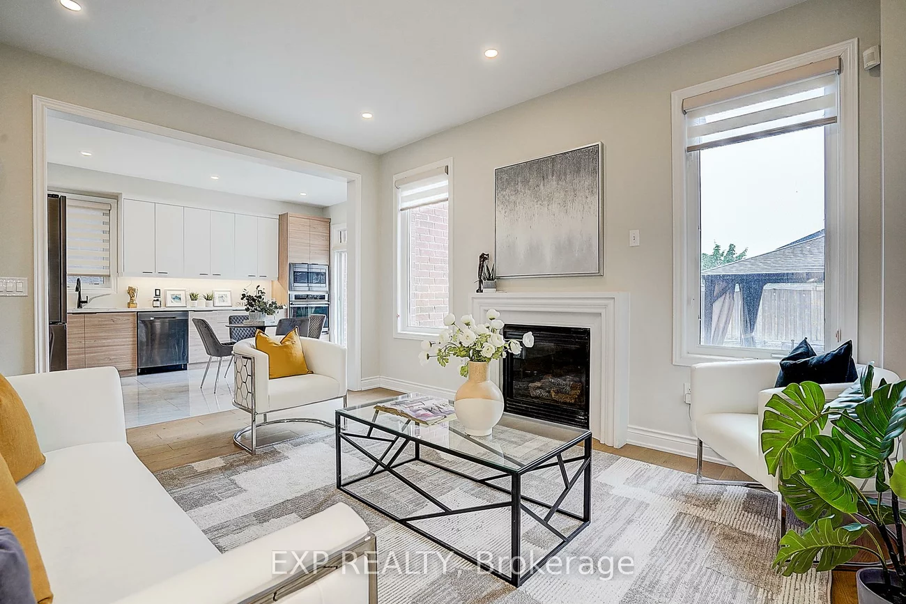 322, Stonebridge, Berczy, Markham