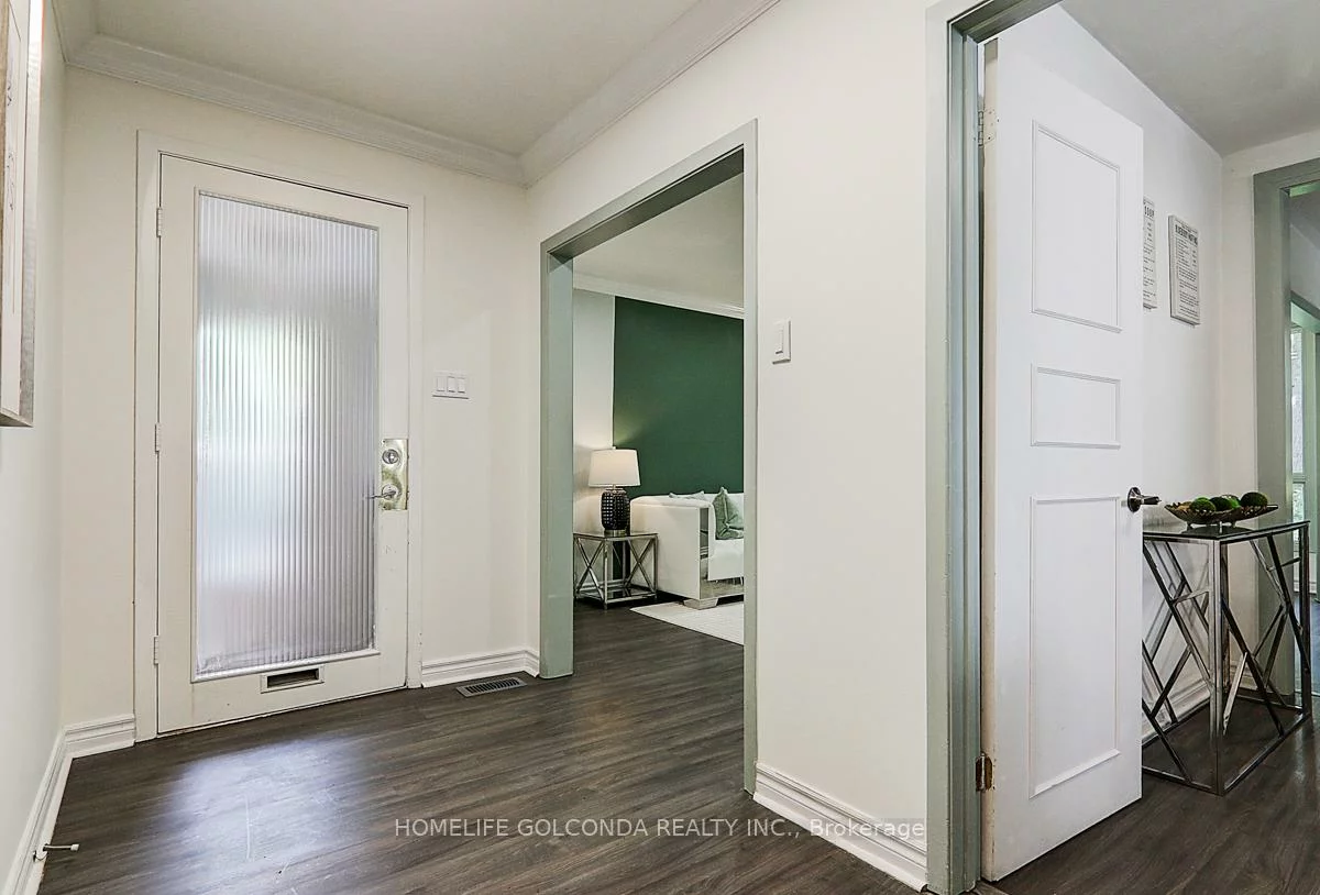 21, Southdale, Bullock, Markham