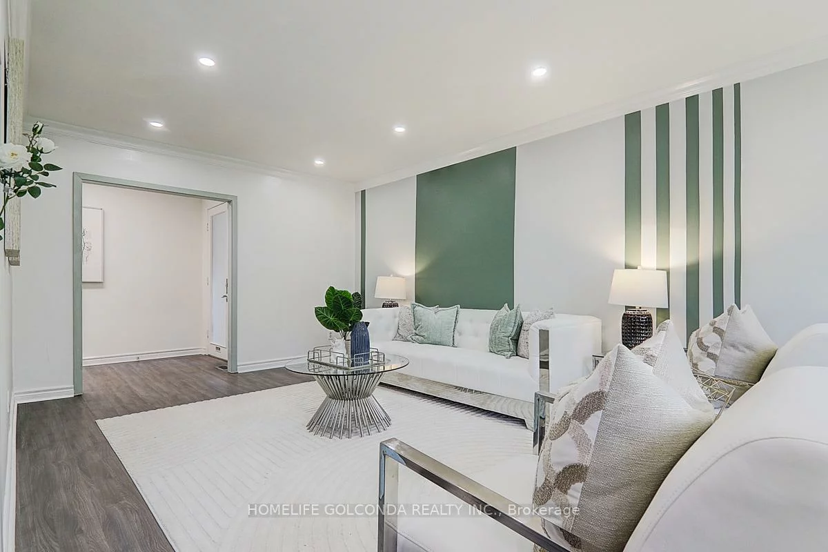 21, Southdale, Bullock, Markham