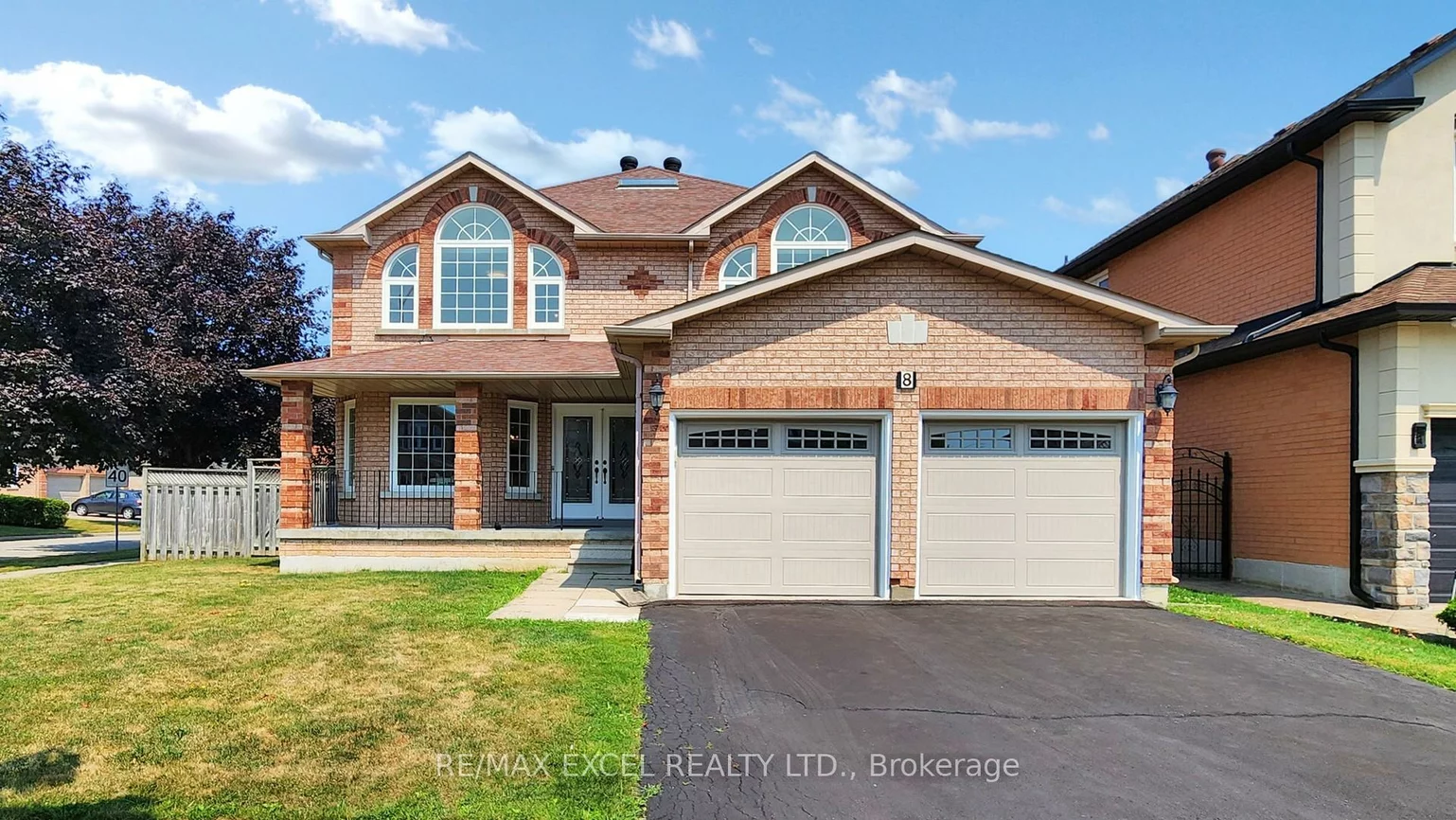 8, Macklin, Middlefield, Markham