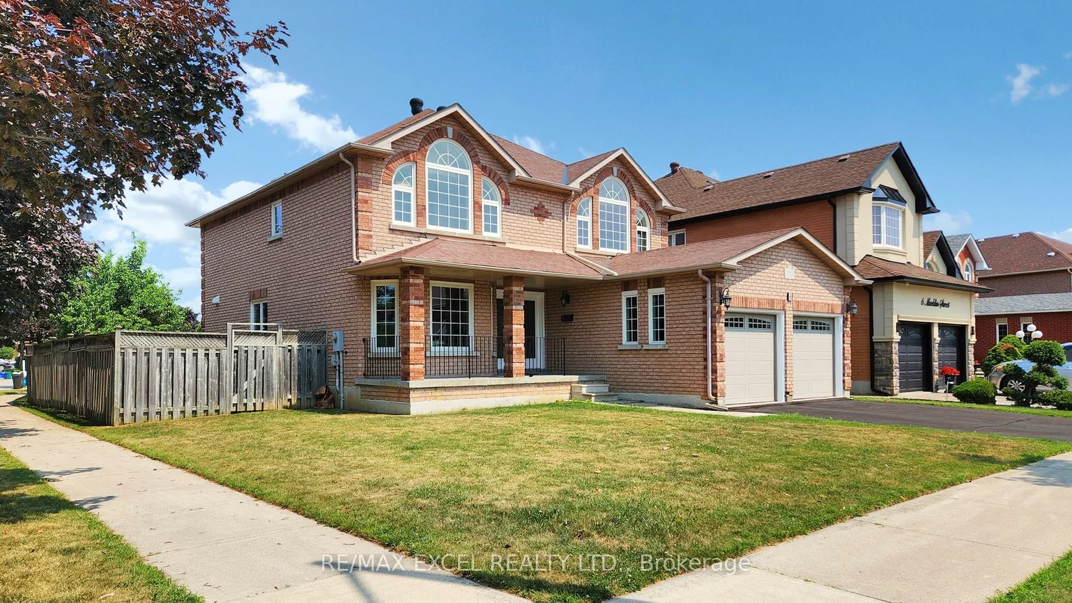 8, Macklin, Middlefield, Markham