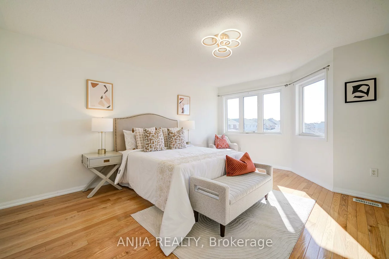 42, Gas Lamp, Cornell, Markham