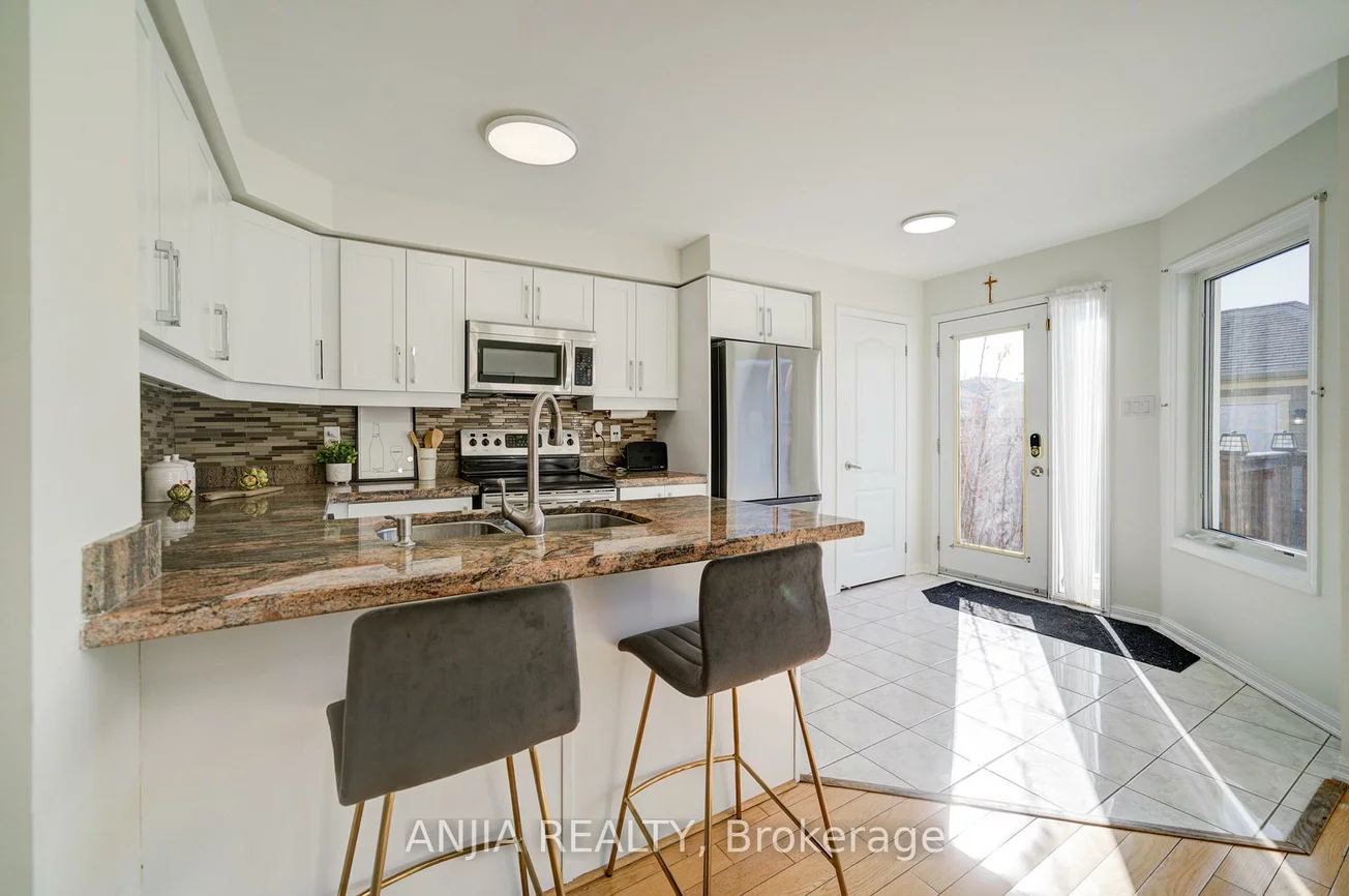 42, Gas Lamp, Cornell, Markham