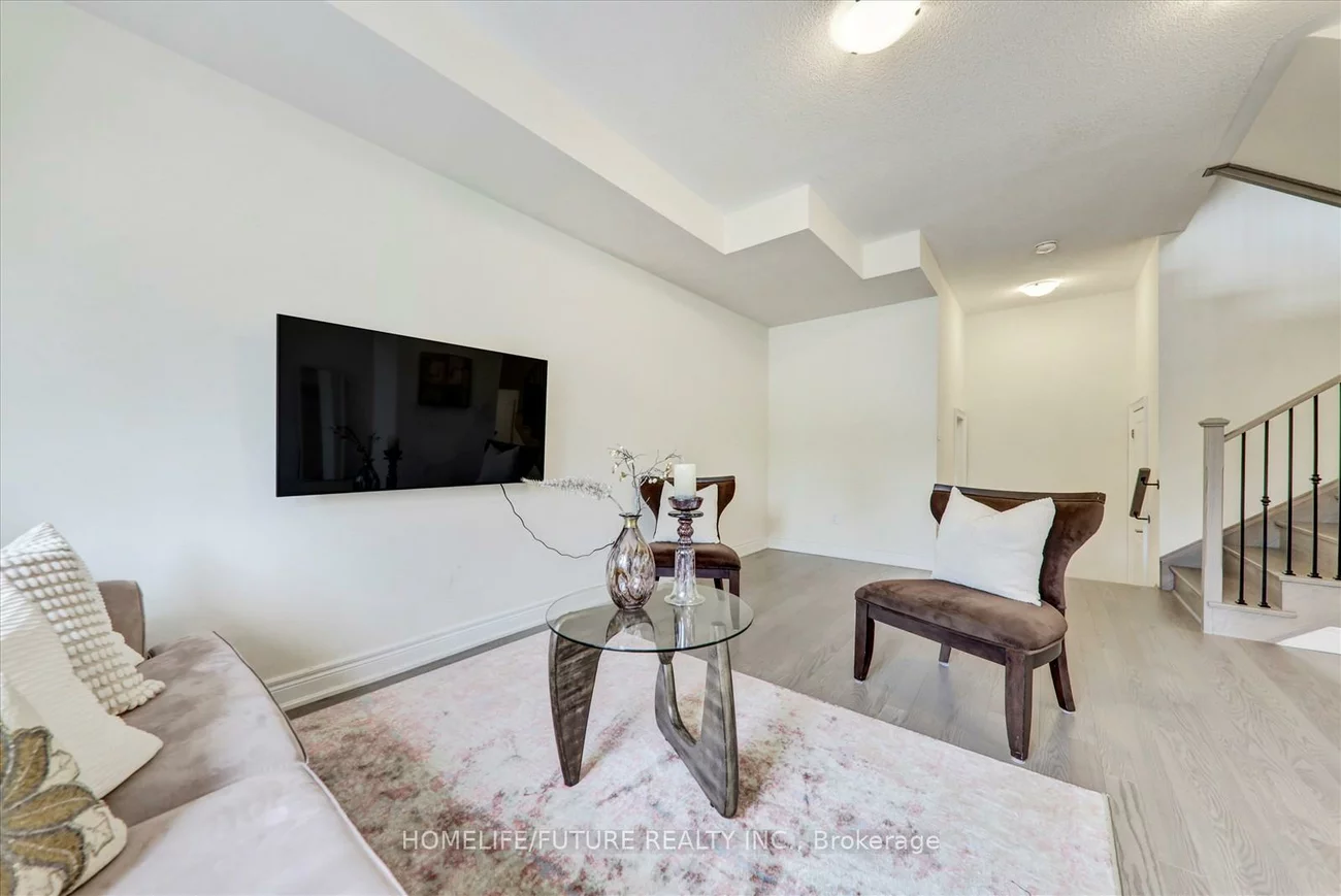 297, Kirkham, Cedarwood, Markham