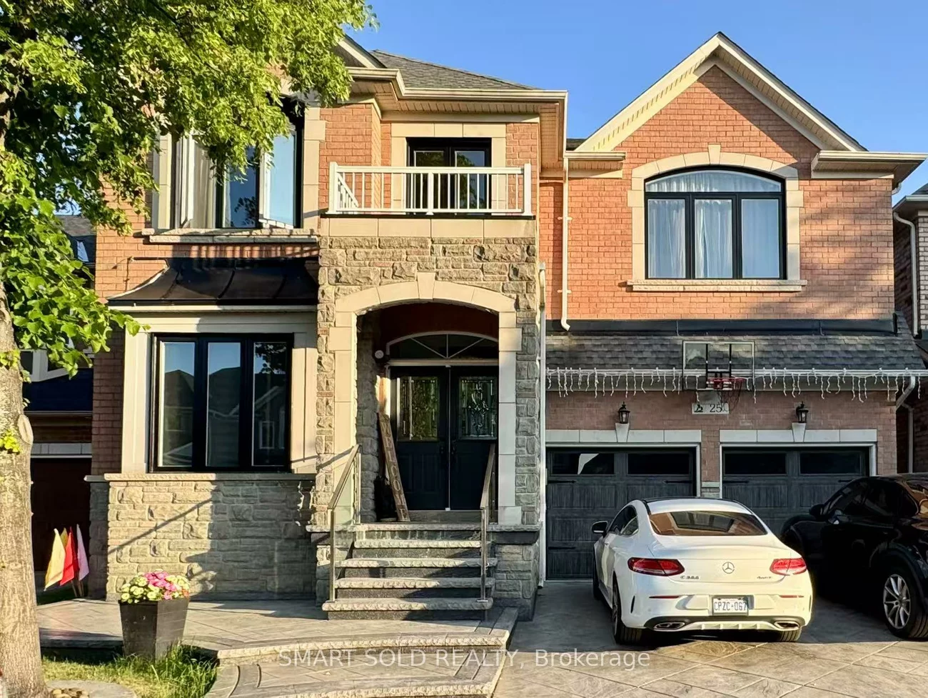 25, Barnstone, Wismer, Markham