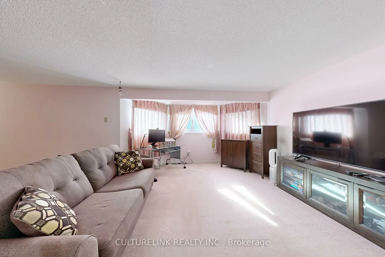94, Coledale, Unionville, Markham