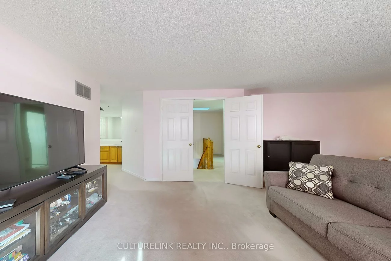 94, Coledale, Unionville, Markham