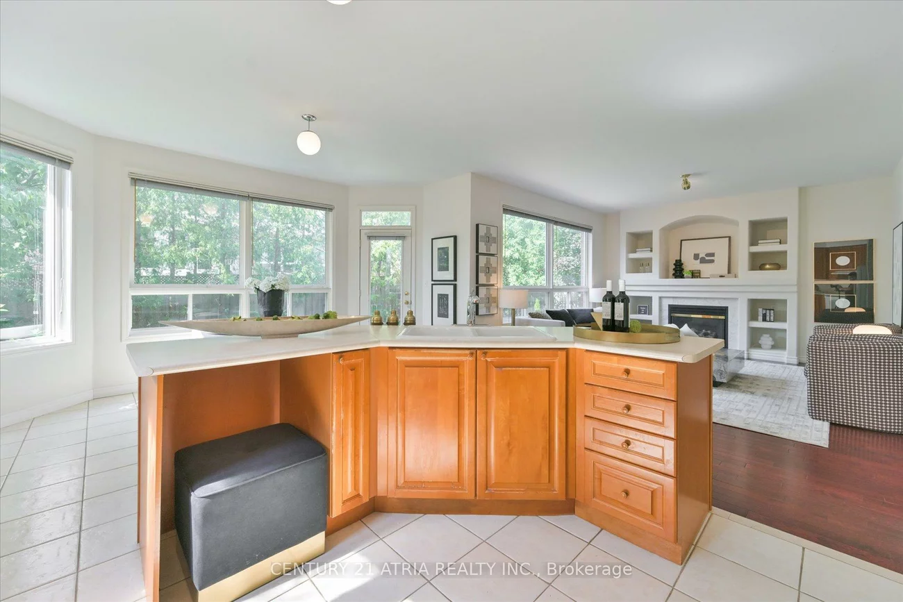 54, Castlemore, Berczy, Markham