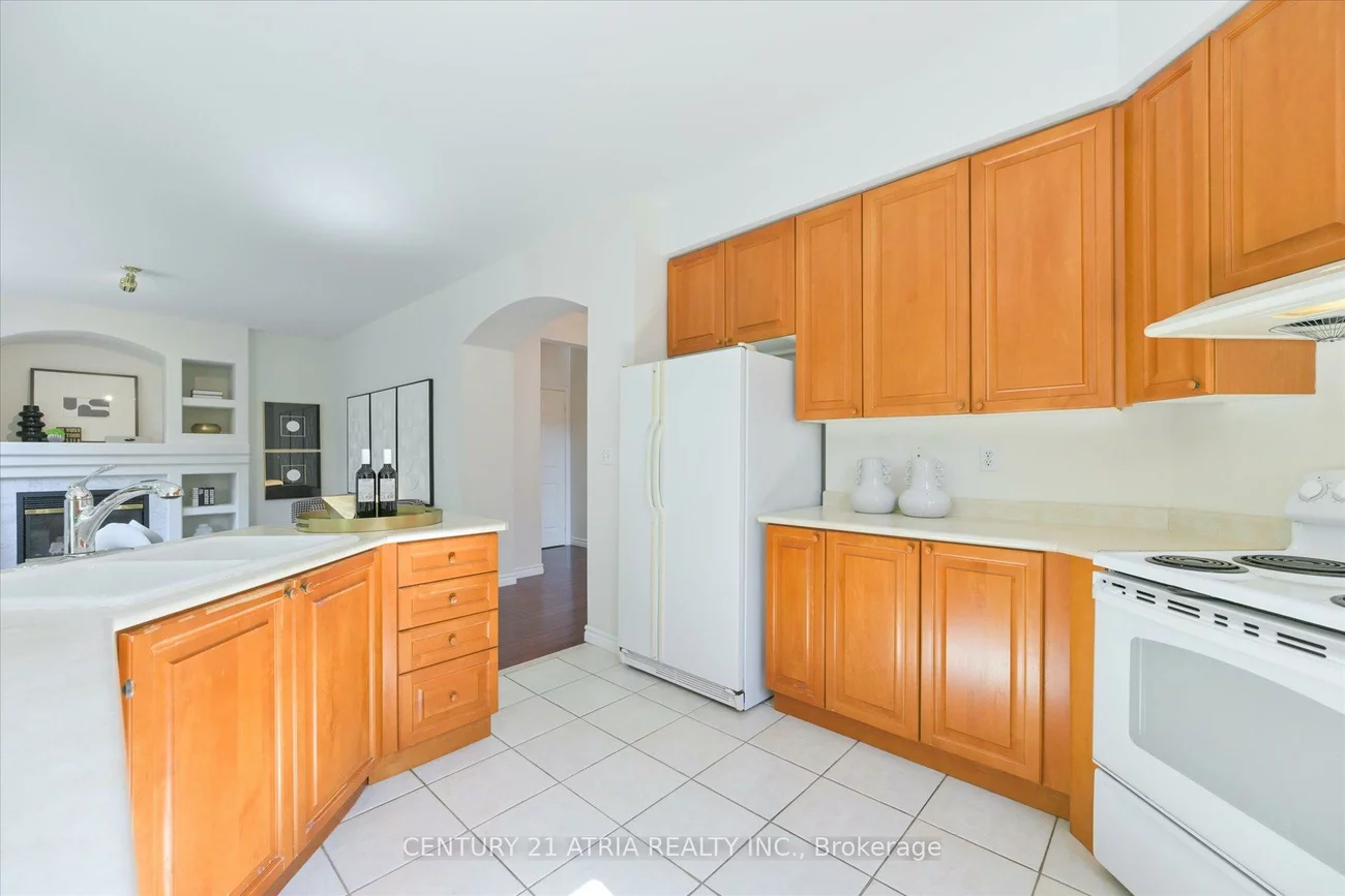 54, Castlemore, Berczy, Markham